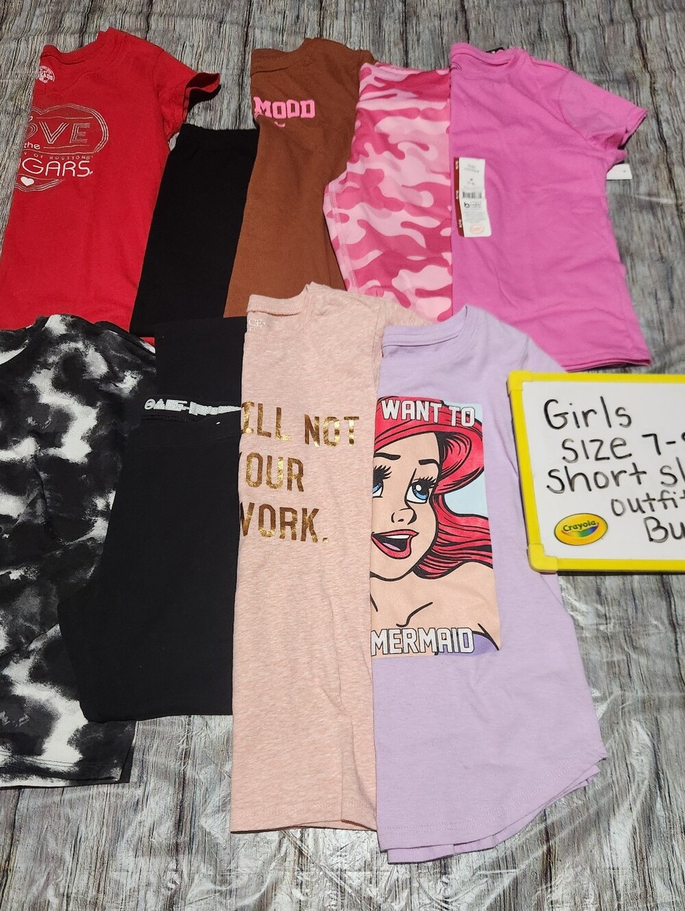 Pre-Owned Girls Size 7-8 Short-Sleeve Mix/Match Outfit Bundle